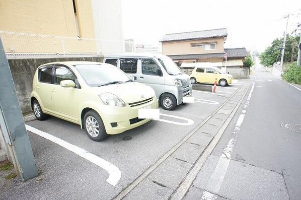 サニーヒルズ岡台IIの物件内観写真